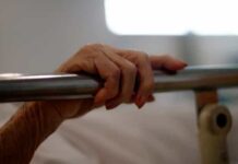 Idoso morre com Covid-19 depois de receber segunda dose da vacina