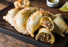 Aprenda a fazer receita de empanada com massa de pastel