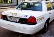 Jovem se desentendo com pai e mata familiares em Indianapolis