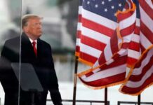 Absolvição de Trump é lembrete de que a democracia nos EUA é frágil, diz Biden