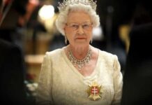 Rainha Elizabeth é acusada de exercer pressão para mudar leis a seu favor