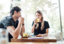 Quer perder peso? Beba este chá no café da manhã