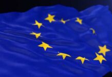 Sob pressão, Europa ataca Reino Unido por falta de vacinas