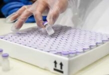 Fiocruz entrega 728 mil doses de vacina contra covid-19