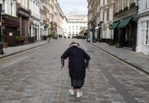 Europeus atiram para vários lados para tentar fugir da 3ª onda