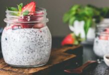 Bom dia! Delicie-se com um pudim de chia low carb
