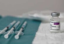 Anvisa atualiza bula da vacina de Oxford