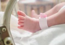 Bebê nasce com anticorpos à Covid depois que a mãe foi vacinada