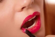 Mulheres que não vivem sem batom mantêm o hábito na pandemia