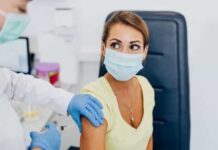 Mistura de vacinas. Estudo encontra risco aumentado de sintomas