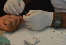 Saúde realiza ação em alusão à Campanha Julho Amarelo para prevenção das hepatites virais