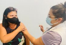 Mais 6.983 pessoas são imunizadas com a segunda dose da AstraZeneca/Oxford nesta quinta-feira (26) em Sorocaba