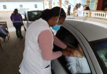 Pessoas que tomaram a 1ª dose da Pfizer até 28 de junho recebem a 2ª aplicação nesta segunda-feira (20)