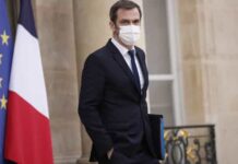 França inicia processo de vacinação de crianças dos 5 aos 11 anos