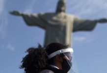 Rio isenta comprovante de vacinação para shoppings e táxis