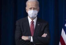 Biden anuncia ajuda militar e distribuição de 500 mi de testes para frear ômicron