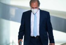 Ex-auxiliares de Guedes alertam para a dívida pública elevada