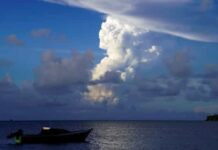 Vulcão em erupção provoca tsunami em Tonga