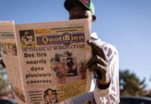 Militares de Burkina Fasso dizem ter dado golpe e deposto presidente
