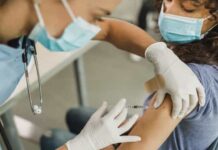 Brasil chega a 70,32% da população com vacinação completa contra a covid-19