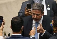 Ministro do TCU suspende compra de kits de robótica pelo FNDE