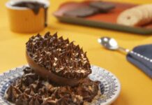 Aprenda a fazer ovo de Páscoa de colher com brigadeiro e biscoito