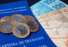 Meu chefe pode descontar salário por atraso em dia de greve de ônibus?