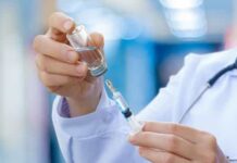 Vacinas da Pfizer e da Moderna protegem contra Covid por mais tempo, diz pesquisa