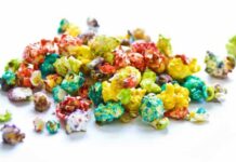 Final de semana com pipoca colorida para criançada, Veja a receita!