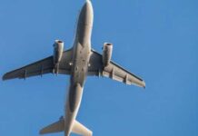 Avião espião britânico invade espaço aéreo russo