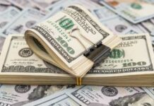 Dólar dispara e Bolsas tombam sob risco de recessão