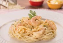 Receita: Linguine com Camarão e Cheddar