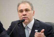 Queiroga diz que ministério estará à disposição de novo governo para transição