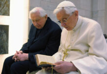 Morte de Bento XVI: o que acontece quando morre um papa emérito?