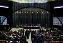 Deputados avaliam que PEC da Transição será aprovada ‘em versão desidratada’