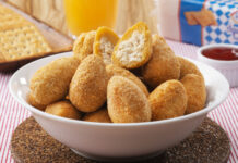 Receita: Coxinha de Galinha empanada com Farofa de Cracker Água e Sal