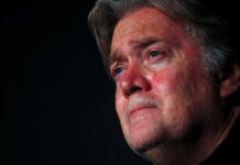 Steve Bannon elogia invasão do Congresso brasileiro: ‘Combatentes da liberdade’