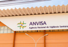 Relatos de cegueira levam Anvisa a proibir venda de pomadas capilares