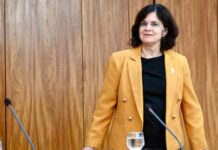 Haverá orçamento para a Saúde graças à PEC da Transição, diz ministra