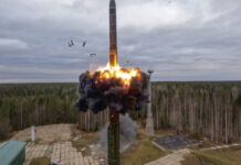 Kiev alerta: Rússia prepara "exercícios de forças nucleares estratégicas"