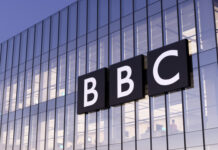 BBC é alvo da Receita Federal na Índia após documentário sobre Modi ser censurado