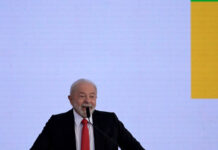 Lula recria conselho dedicado a combater a fome no Brasil