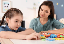 Sinais de autismo em mulheres que podem passar despercebidos