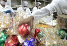 Por que o ovo de Páscoa é mais caro do que a barra de chocolate?