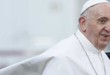 Papa Francisco pede ‘sacrifício’ e passa a cobrar aluguel de cardeais no Vaticano