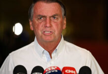 Bolsonaro vetou projeto que garantia psicólogos nas escolas