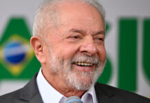 Lula titula áreas quilombolas após quatro anos de paralisação