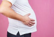 Sabe aquela gordura abdominal teimosa? Este suco ajuda a combatê-la