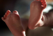 Bebês com DNA de três pessoas nascem pela primeira vez no Reino Unido