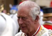 Coroação começa com chuva fina em Londres e frase dita pelo rei Charles 3º